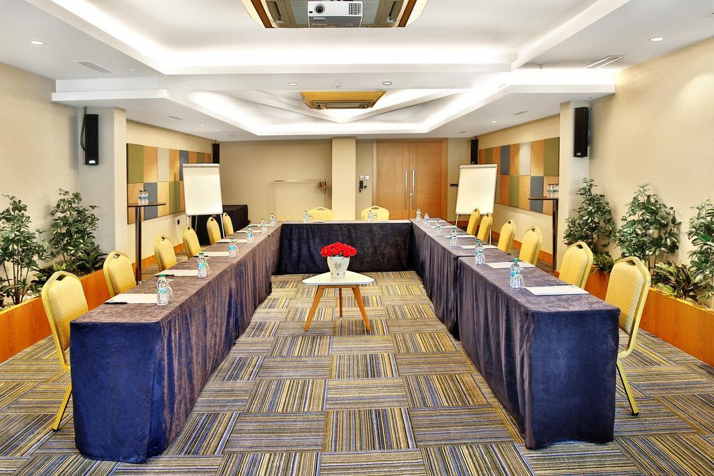 Bof Hotels Ceo Suites Atasehir Istanbul Eksteriør bilde